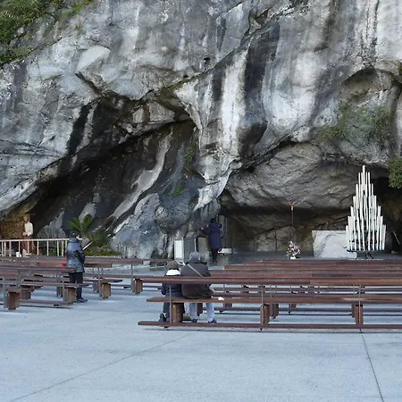 Отель Saint-charles