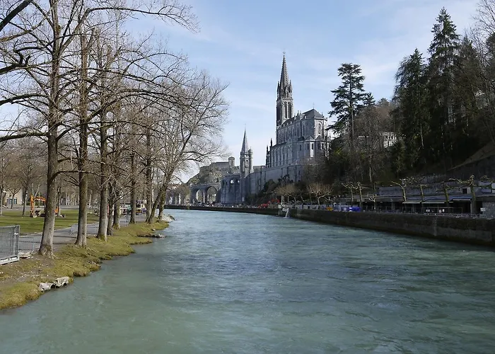 Saint-charles 酒店