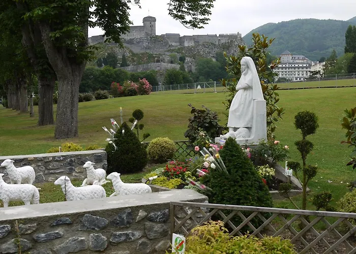 酒店 Saint-charles 2*